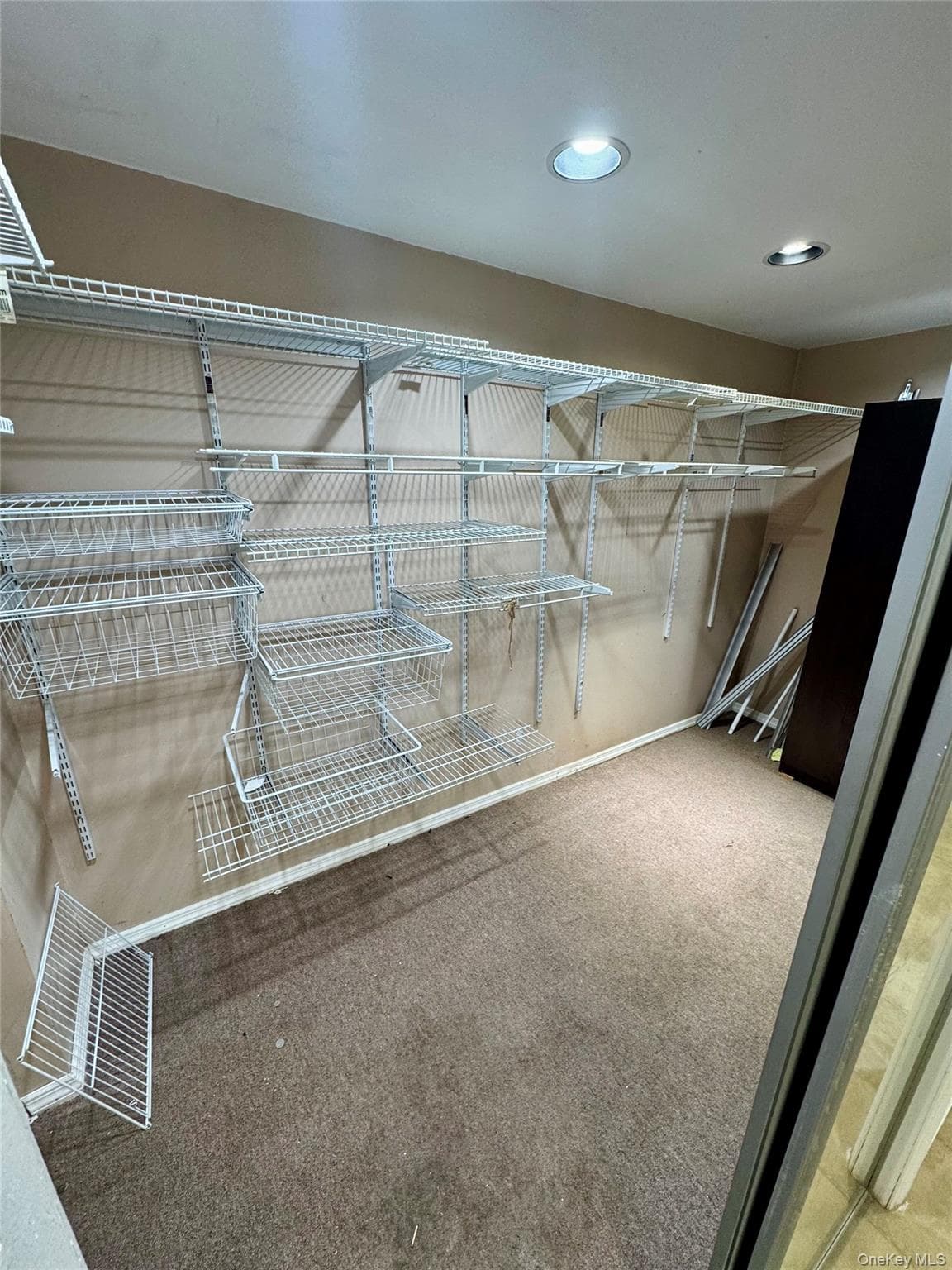 Walk-In Closets