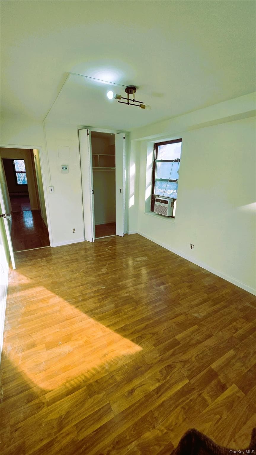 Walk-In Closets
