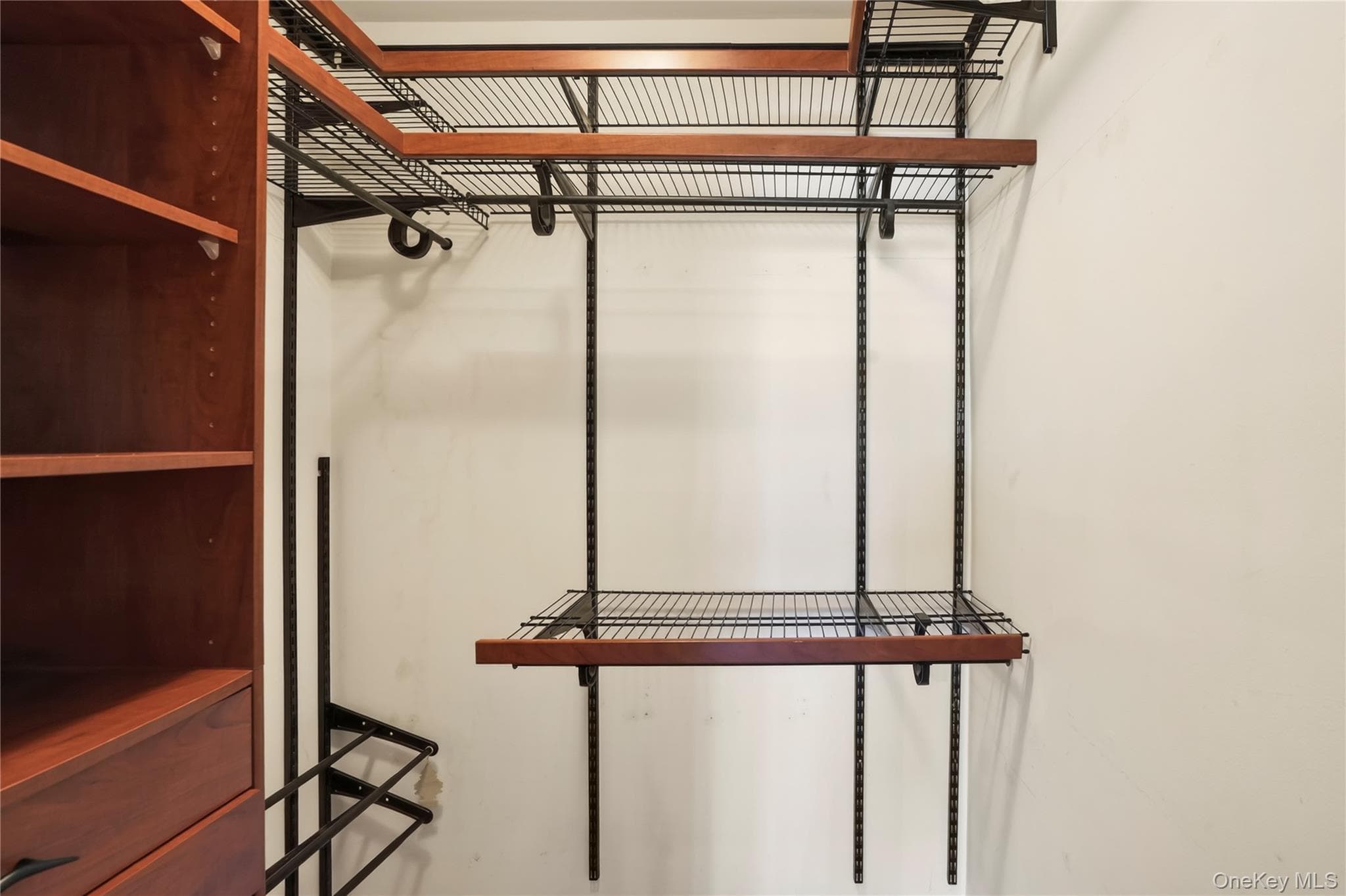 Walk-In Closets