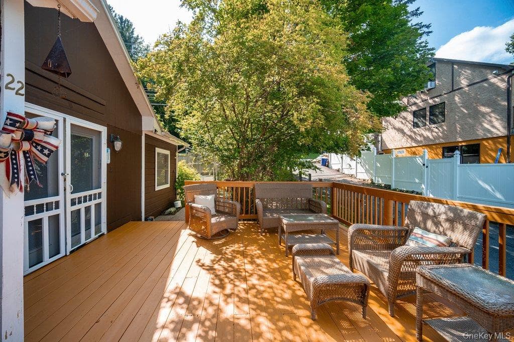Deck