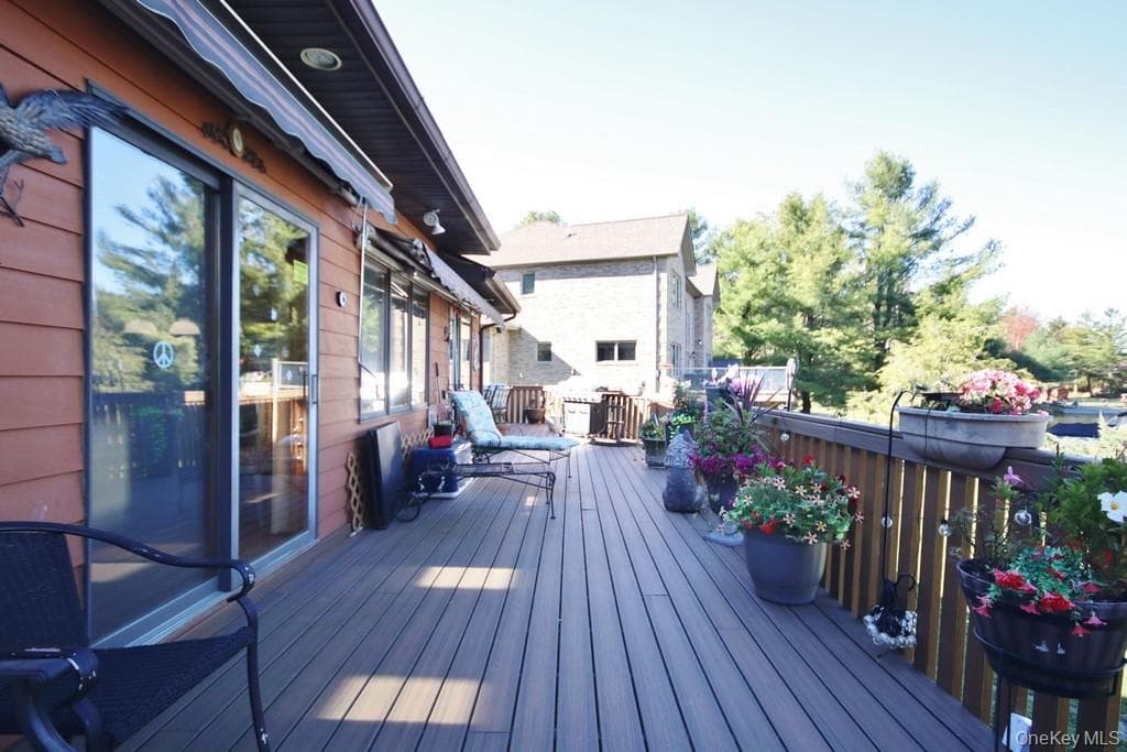 Deck