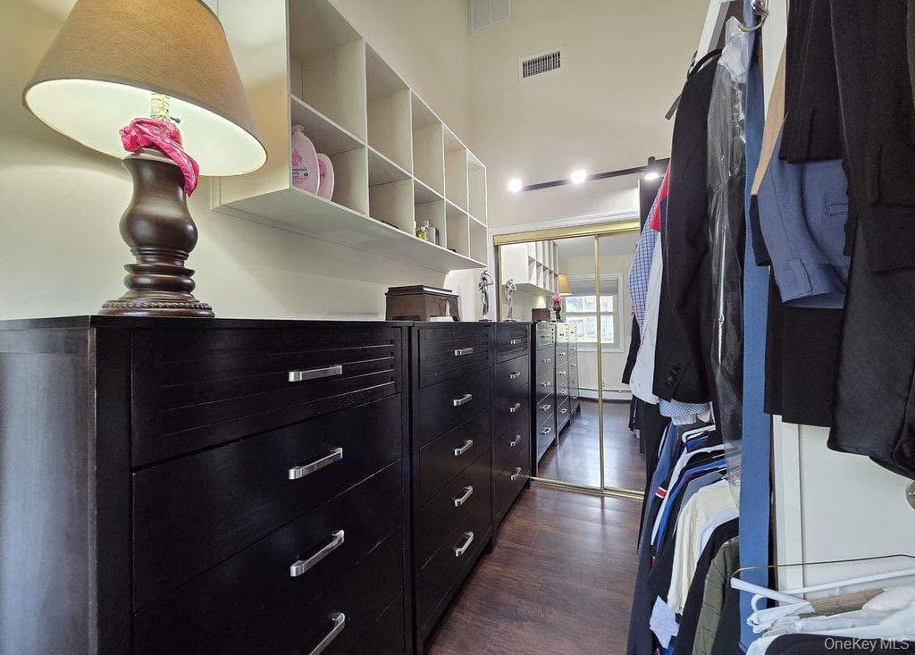 Walk-In Closets