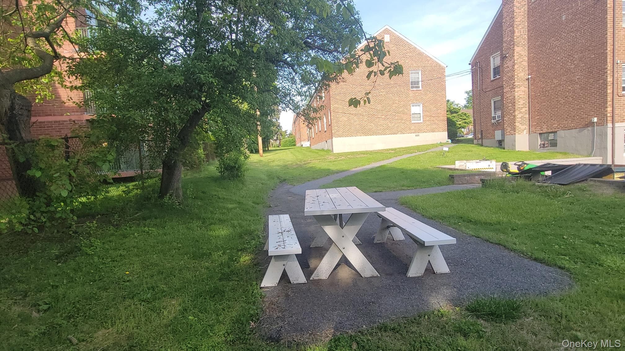 Photo 28