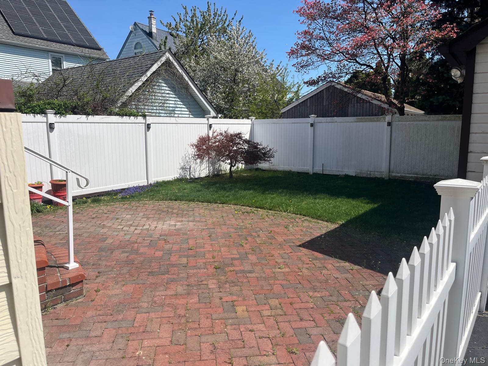 Photo 16