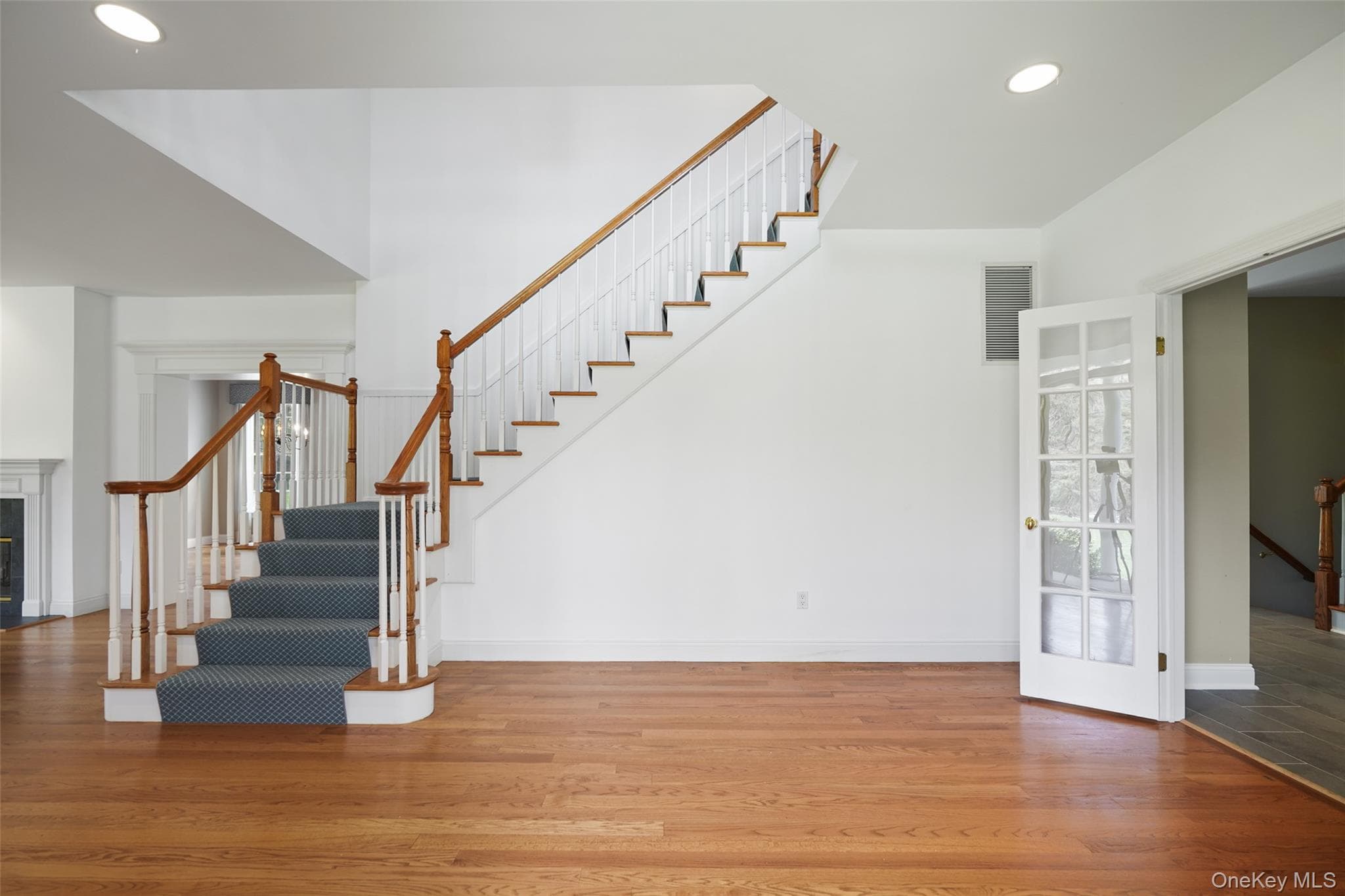 Entrance Foyer