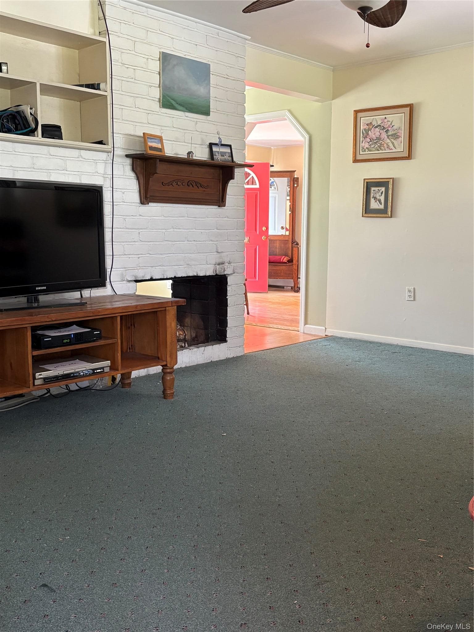 Photo 10