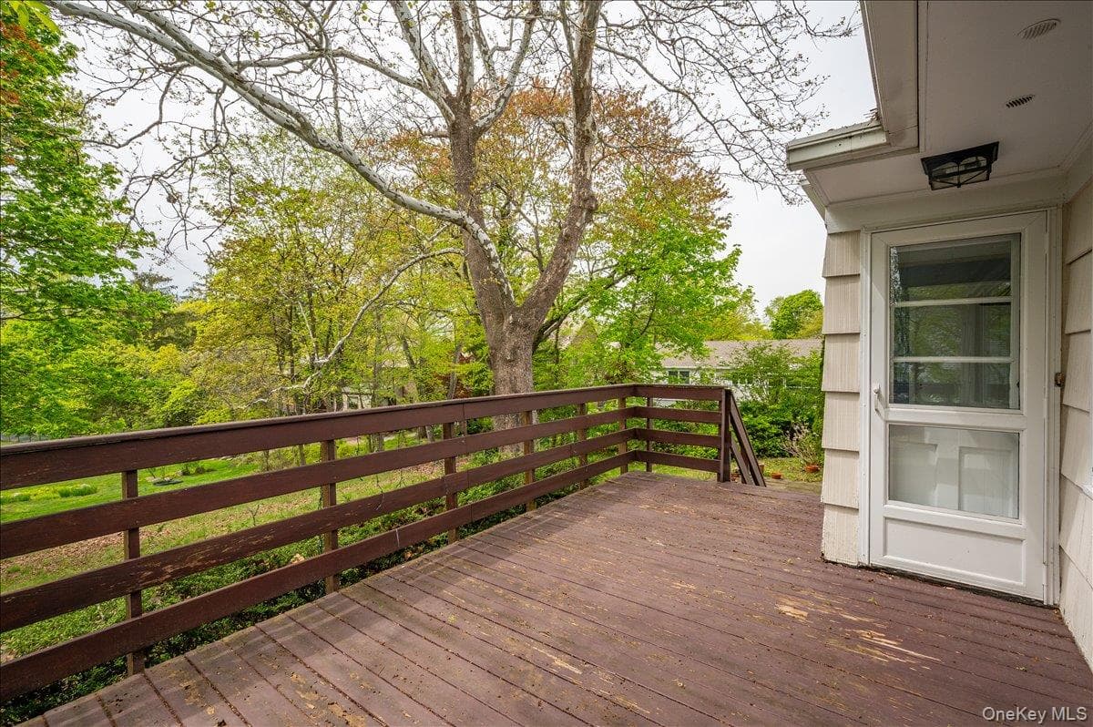 Deck