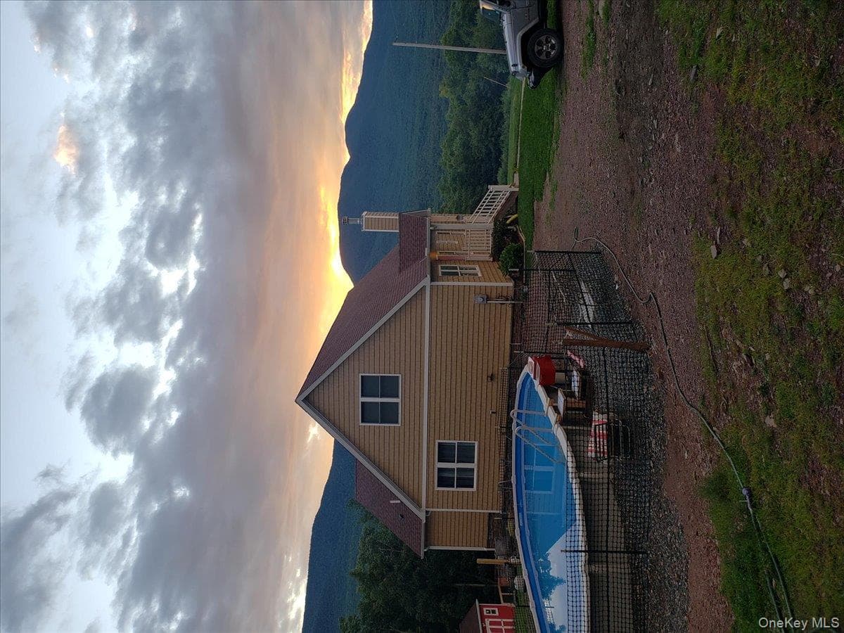 Photo 32
