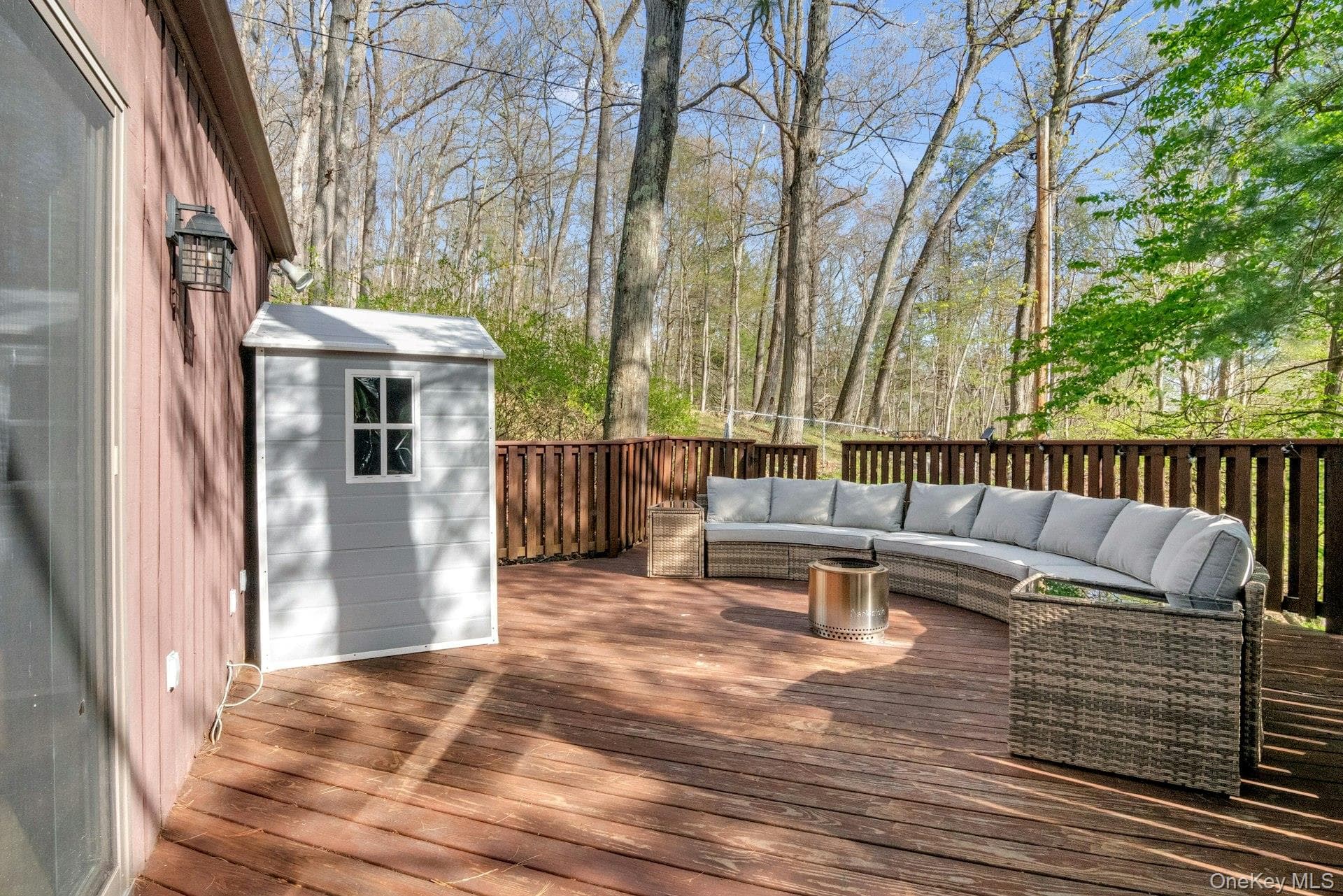 Deck