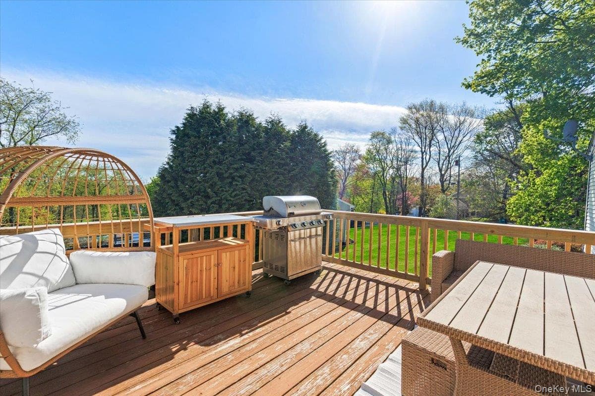 Deck