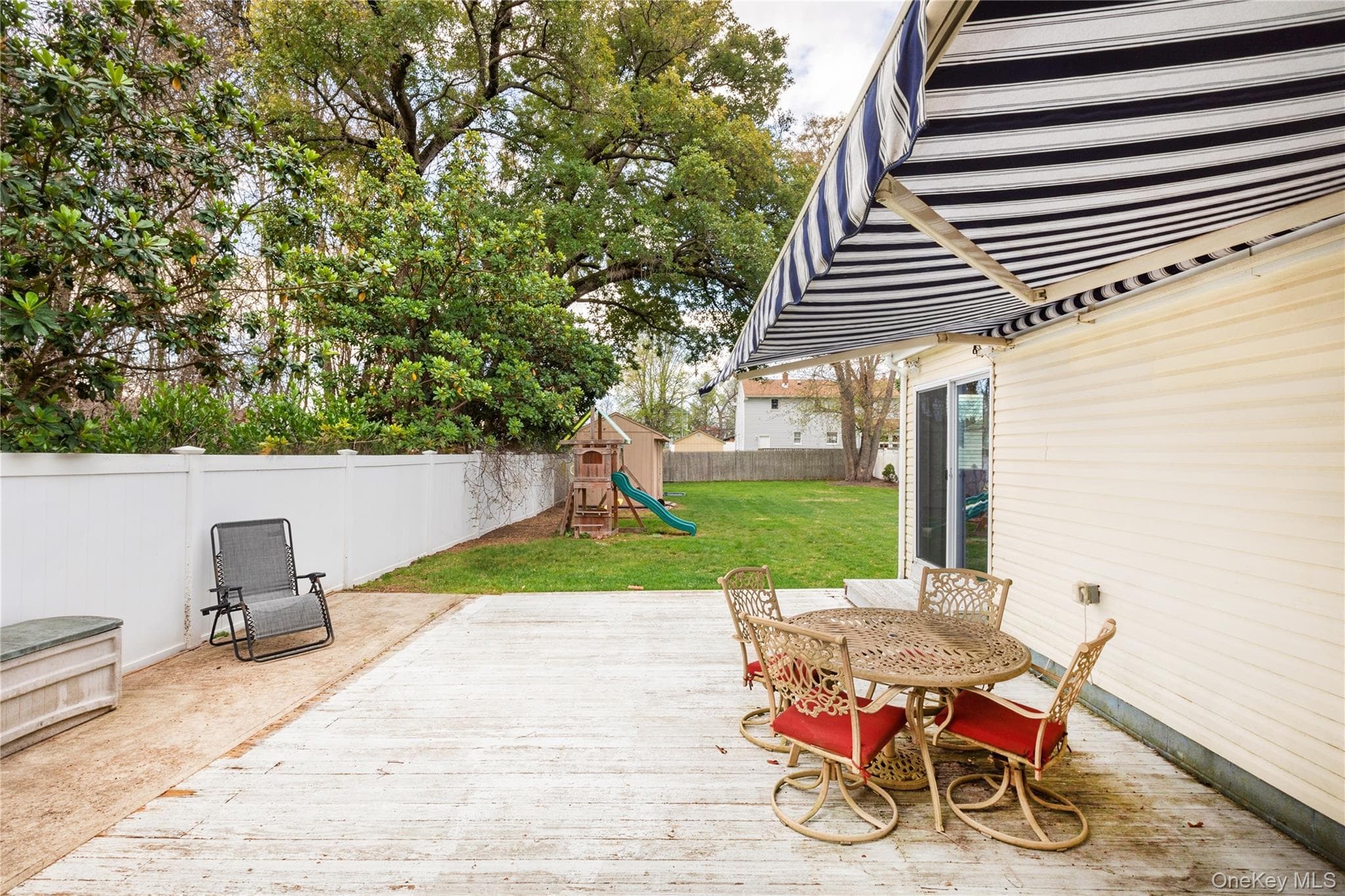 Deck