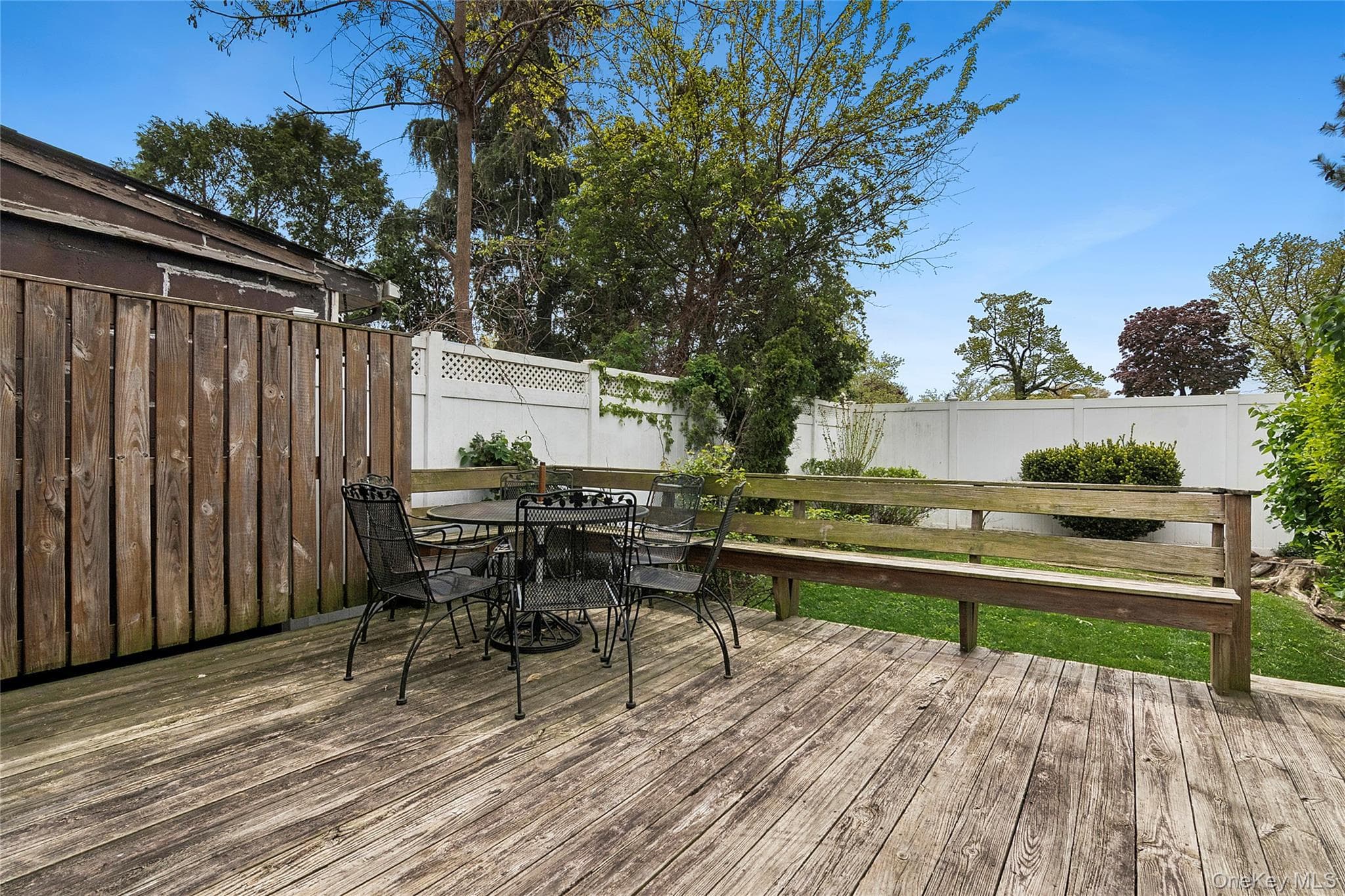 Deck