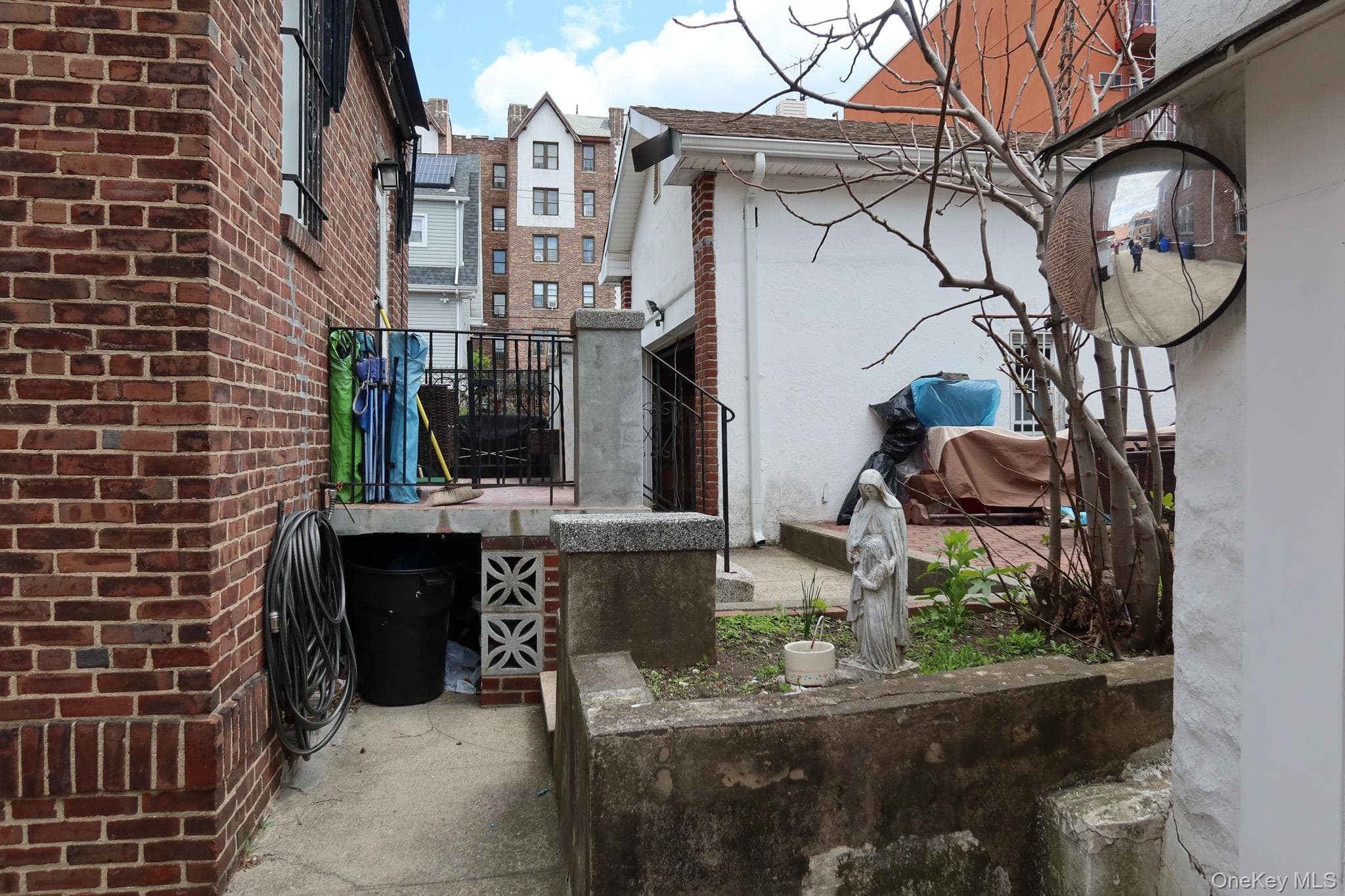 Photo 29