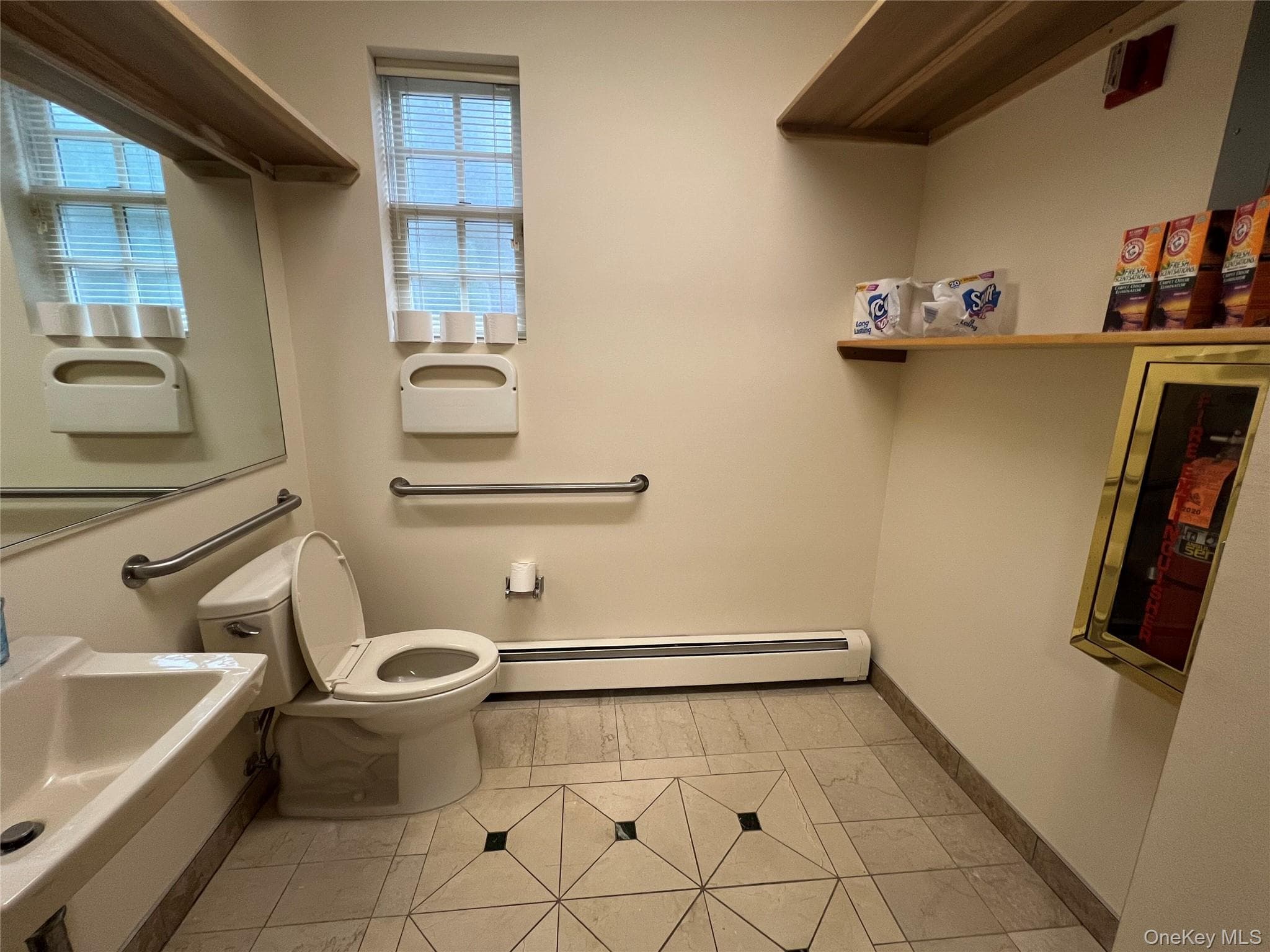 Photo 11