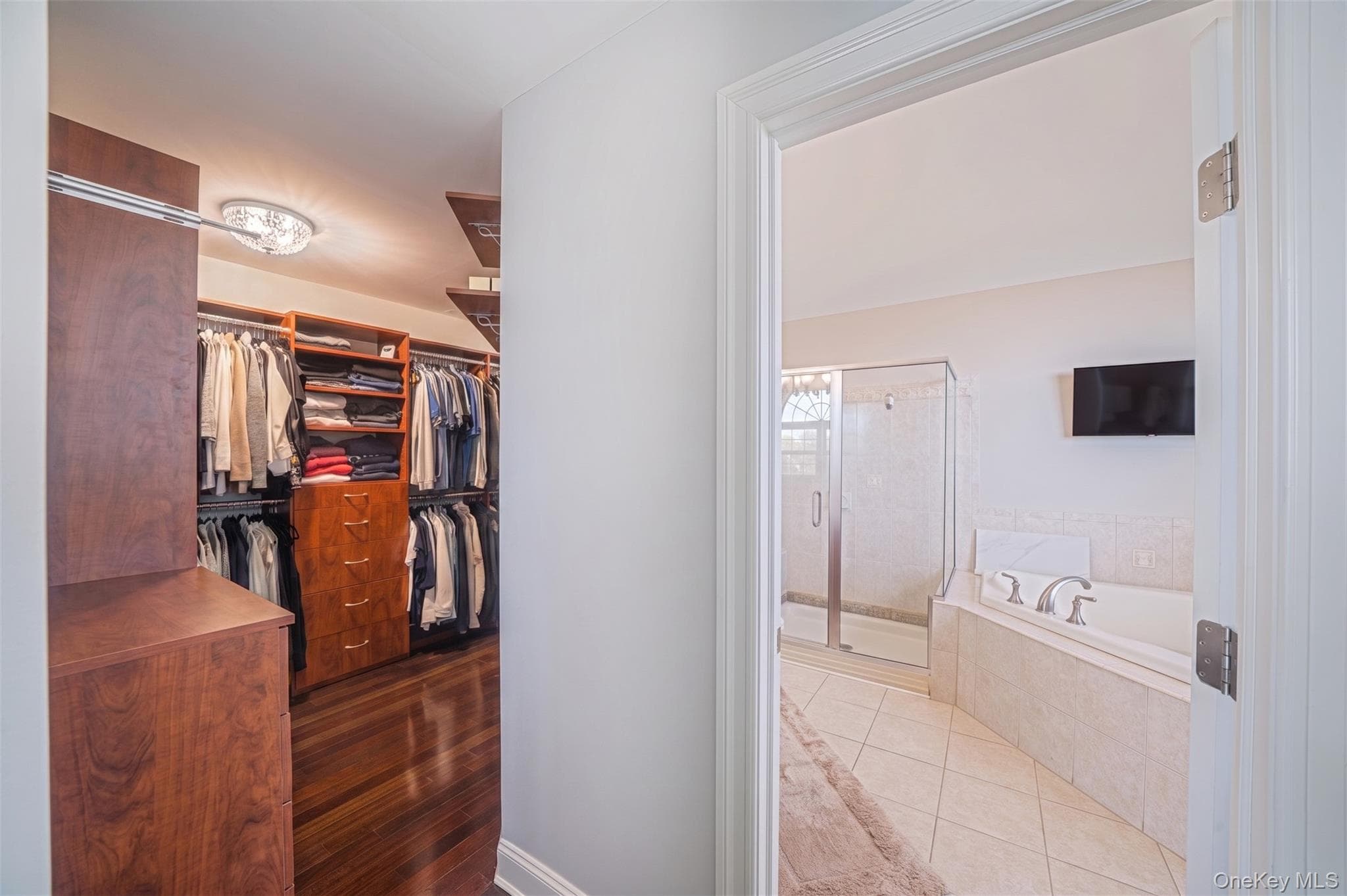 Walk-In Closets