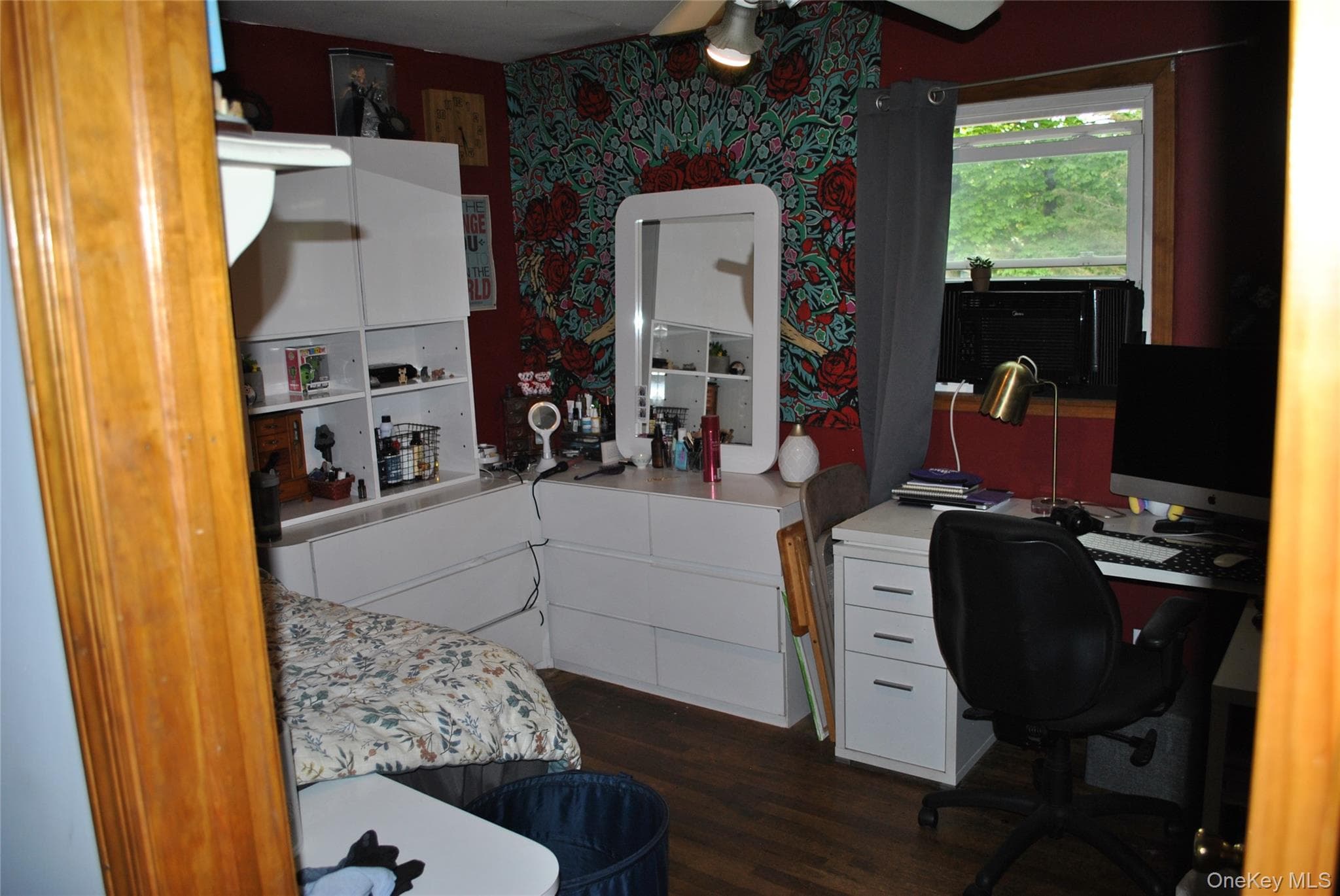Photo 6