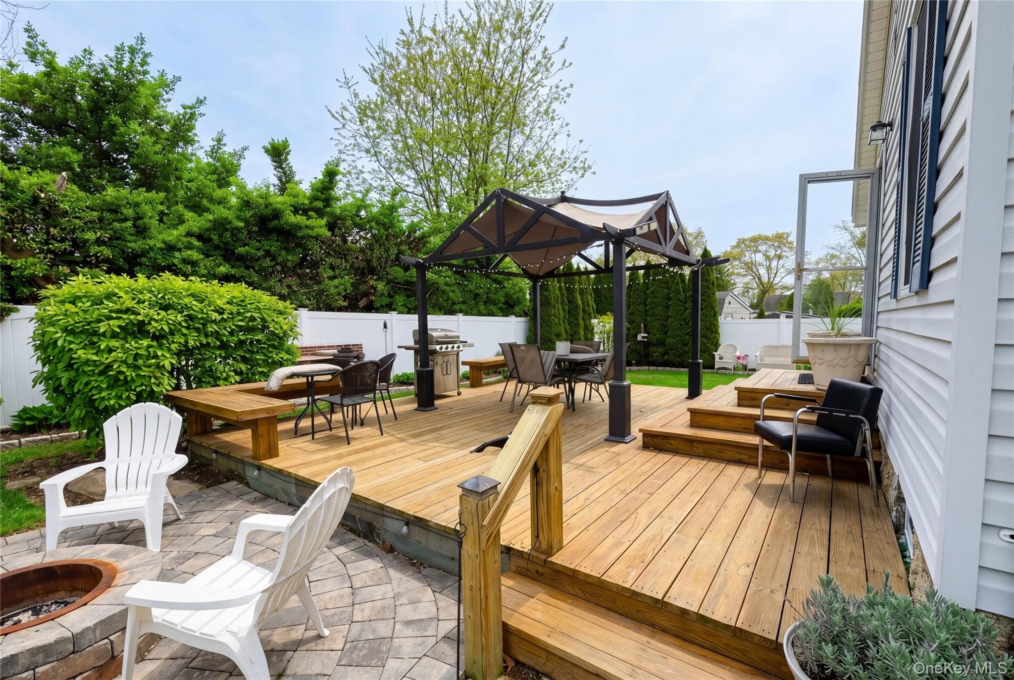 Deck