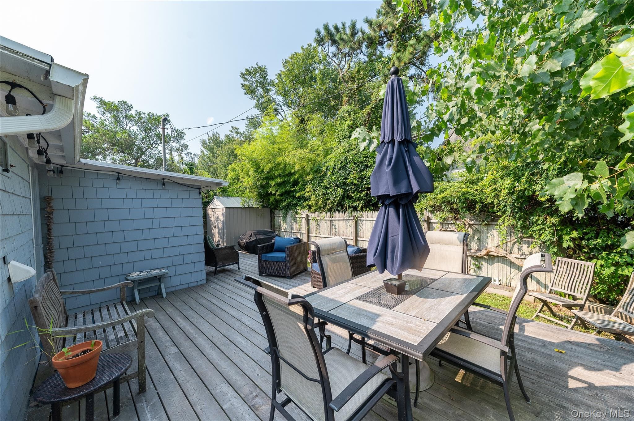 Deck