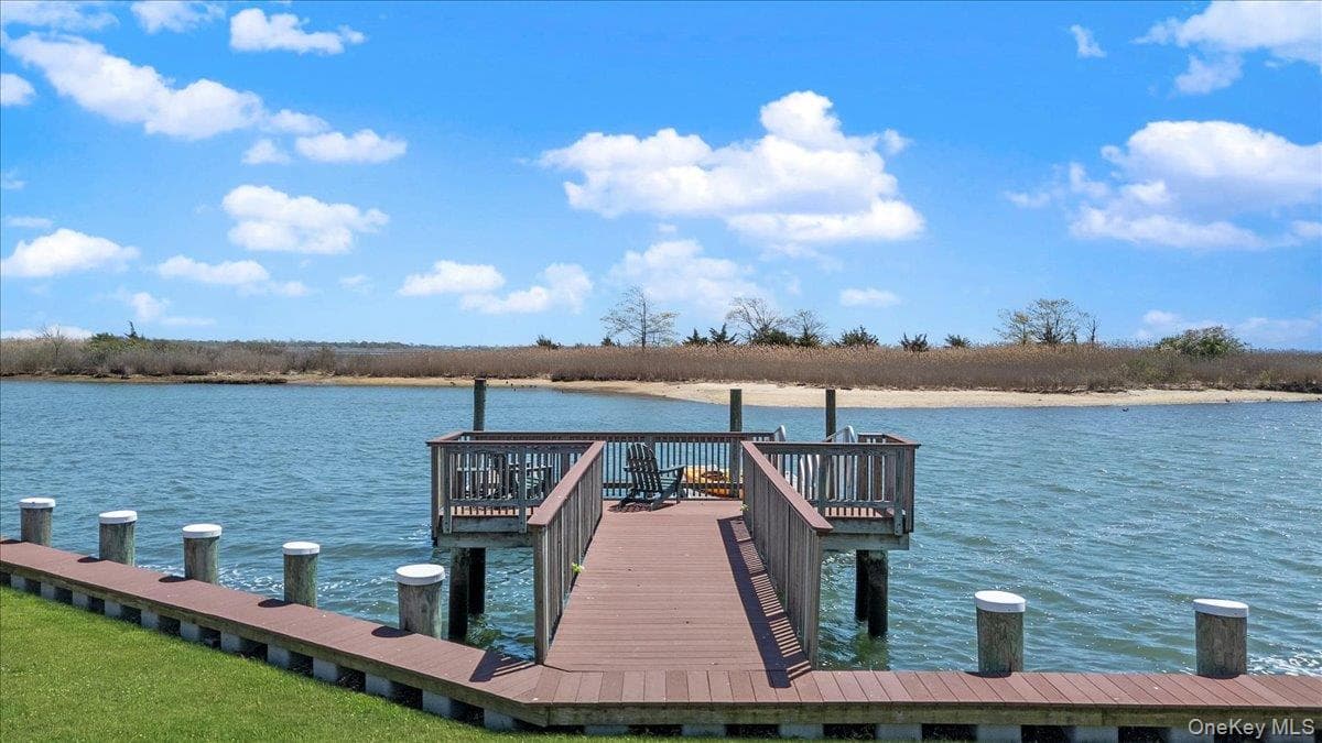 Dock