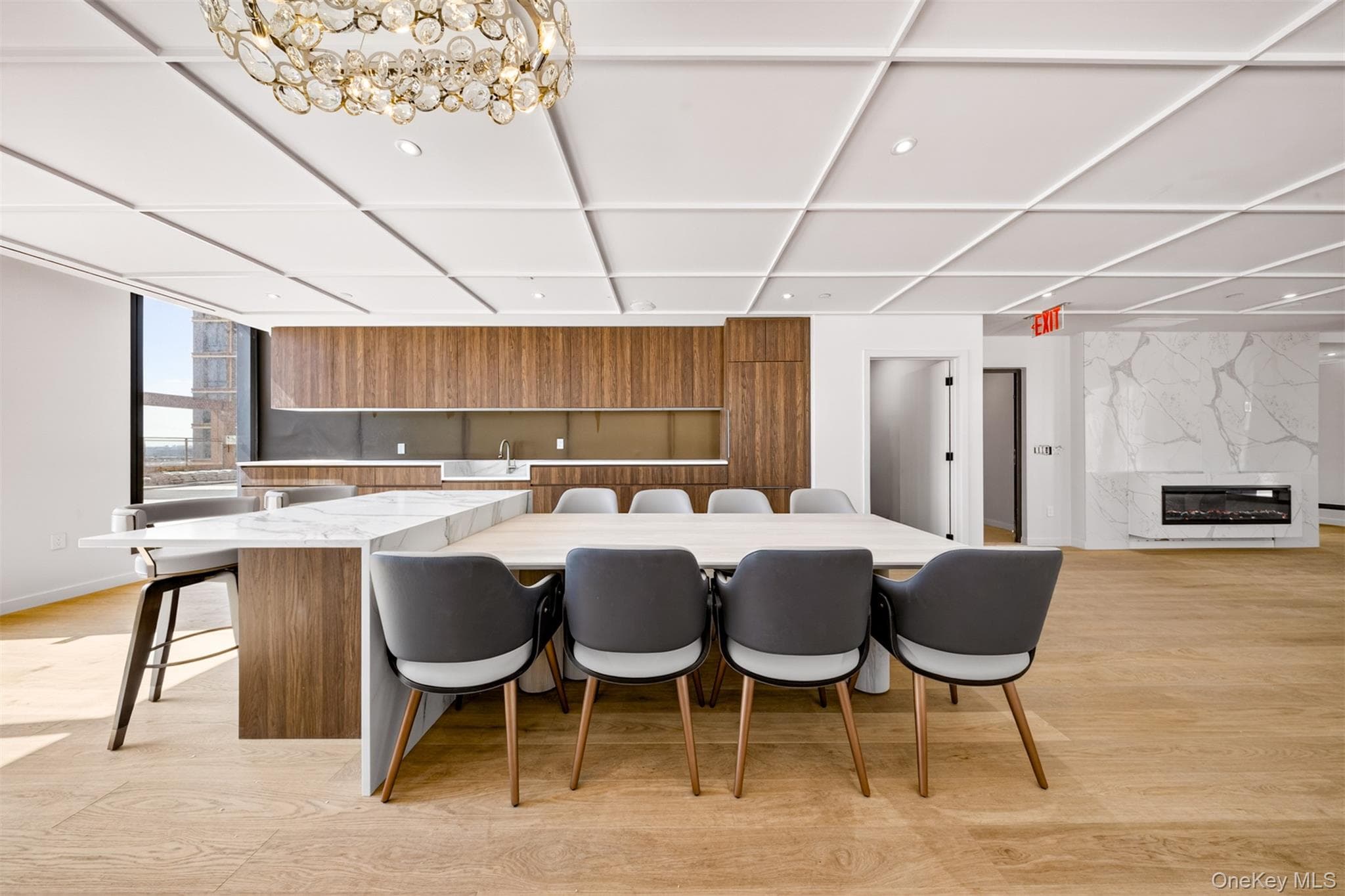 Photo 37