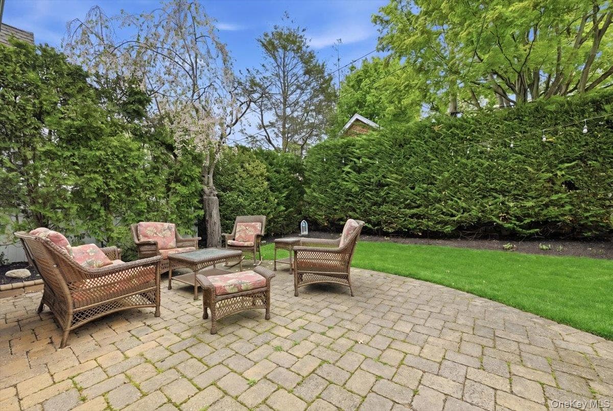 Photo 32