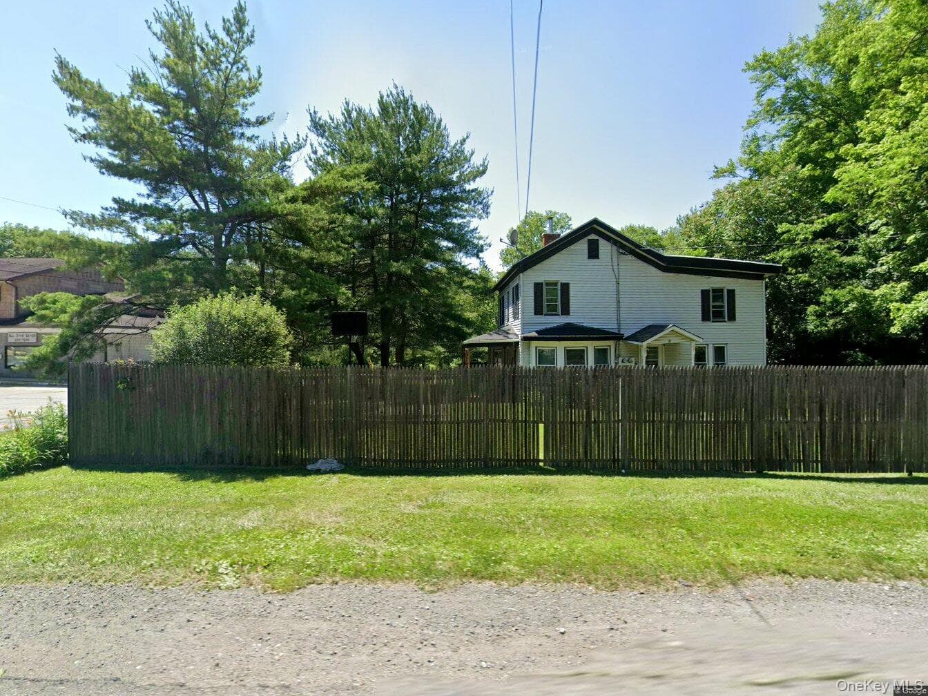 Photo 18